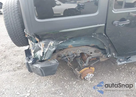 2011 Jeep Wrangler Unlimited Sahara from USA, damaged, VIN 1J4HA5H1XBL522771